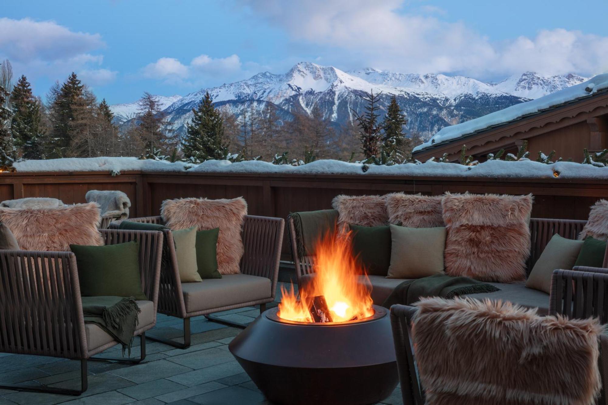 Guarda Golf Hotel & Residences Crans-Montana Esterno foto