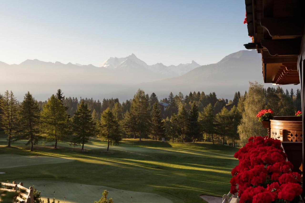 Guarda Golf Hotel & Residences Crans-Montana Esterno foto